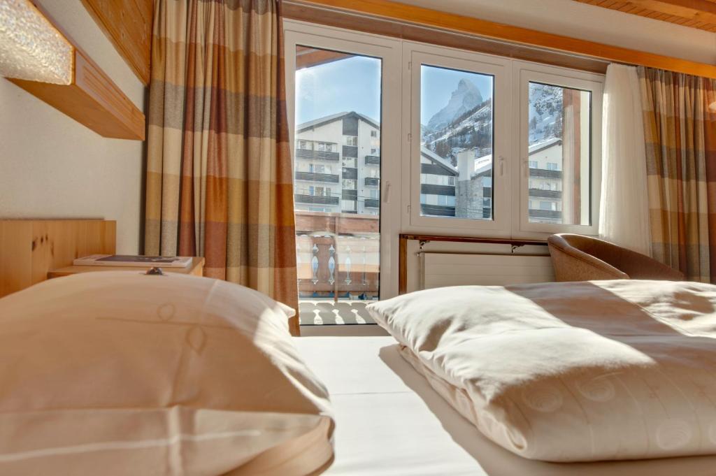 Hotel Sarazena Zermatt Extérieur photo